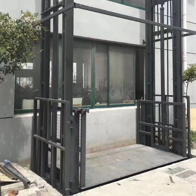 抚远5吨室外升降货梯